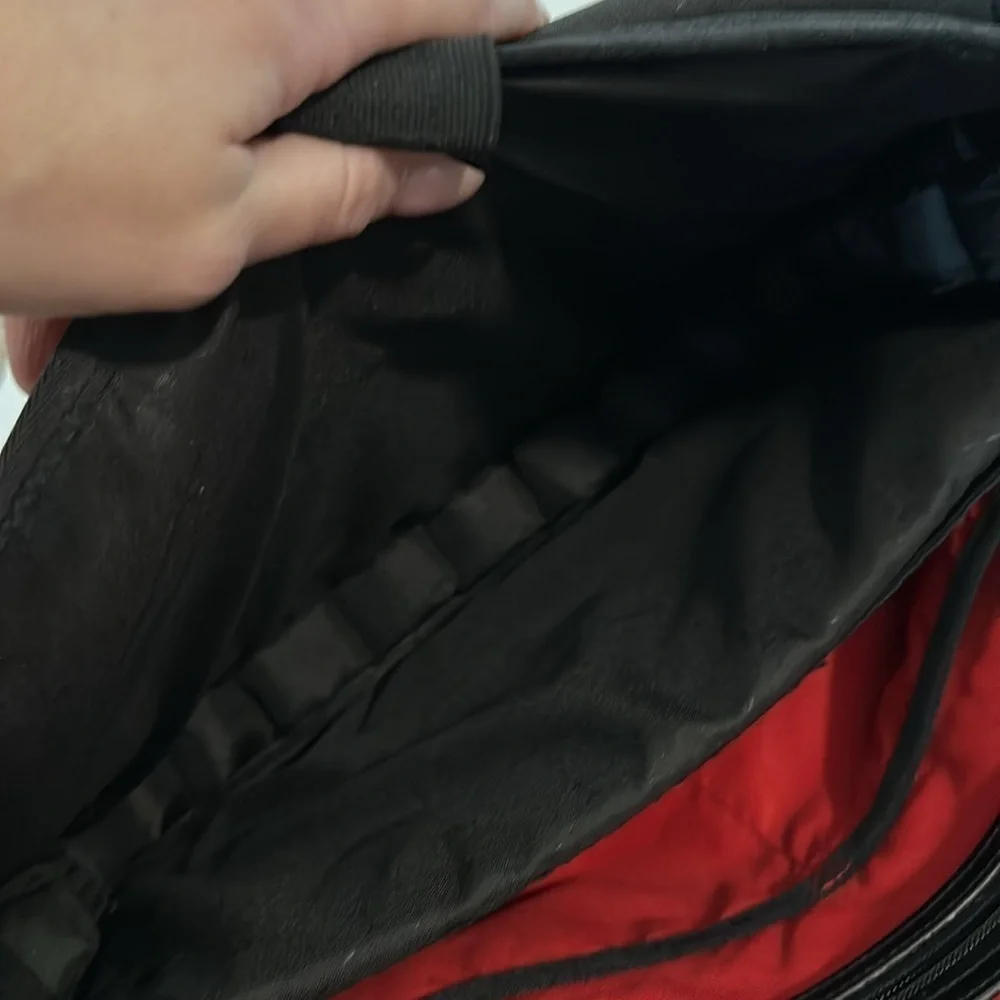 Ruggard Red Series Scarlet Tech Messenger Bag black and red